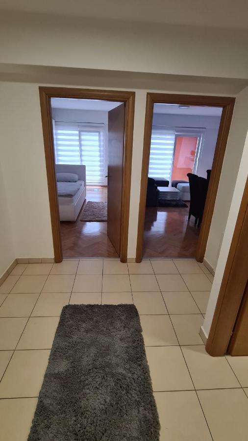 Apartmani Marcetic Славонський Брод Екстер'єр фото
