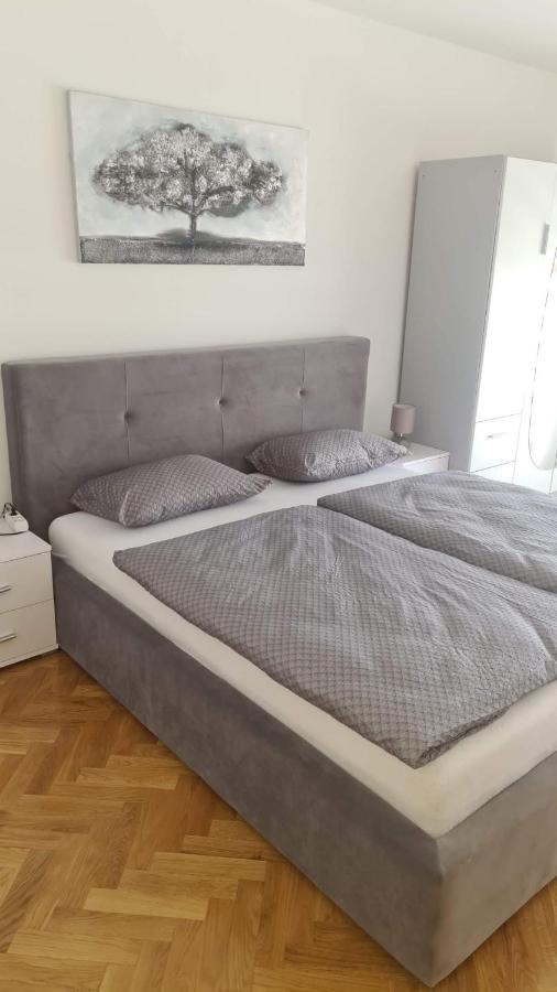 Apartmani Marcetic Славонський Брод Екстер'єр фото